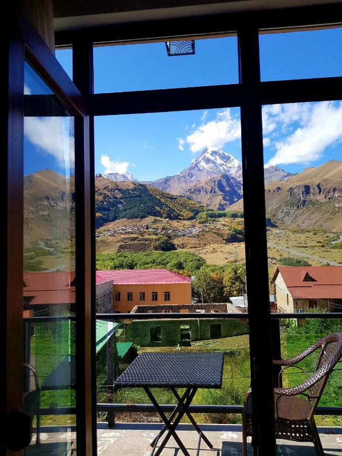 North Kazbegi Stepantsminda Exterior foto